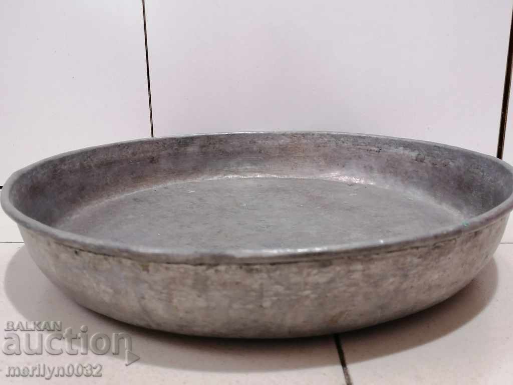 Delivery of Banitsa tray, baker, tray, blue, copper pot Delivery of Banitsa tray, baker, tray, blue, copper pot