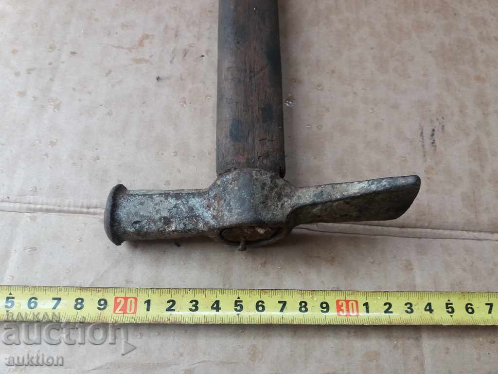 REVIVAL CRAFT HAMMER - EXCELLENT - 6 REVIVAL CRAFT HAMMER - EXCELLENT - 6