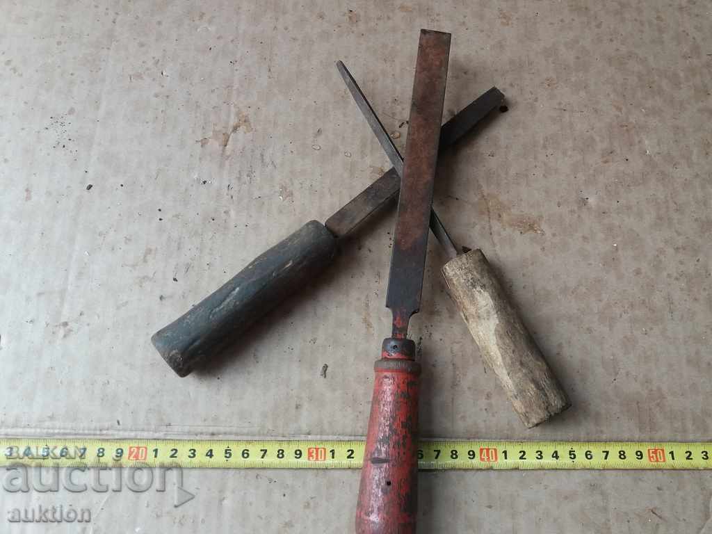 SET OF THREE - 3 - SAWS - TOOLS - 6