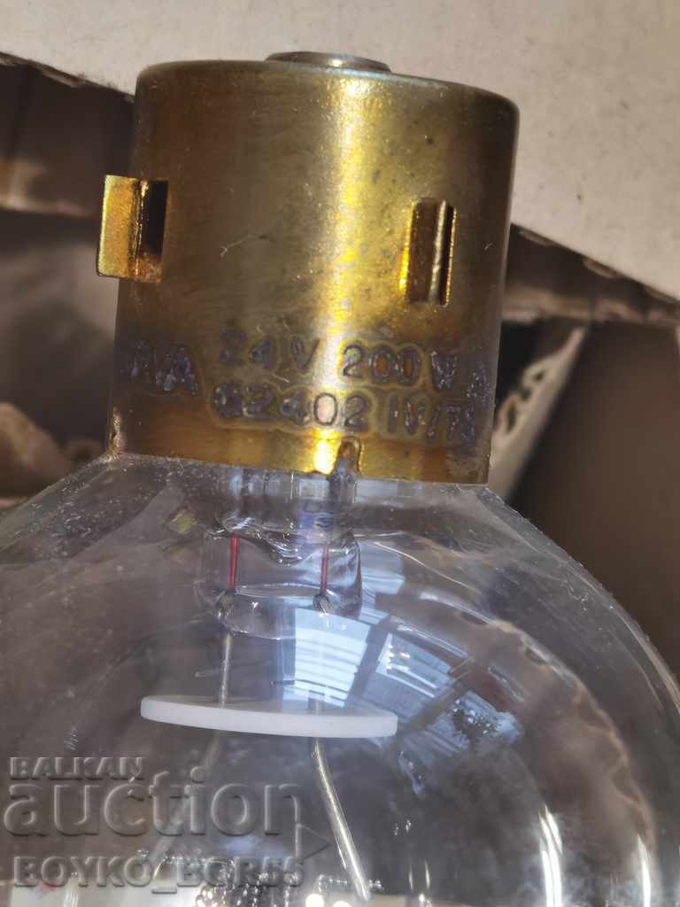 Auction  Vintage German Electric Light Bulbs NARVA 24V 200W, 17 pcs.