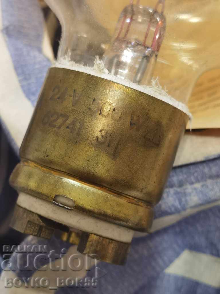 Delivery of Vintage German Light Bulbs NARVA 24V 500W Delivery of Vintage German Light Bulbs NARVA 24V 500W