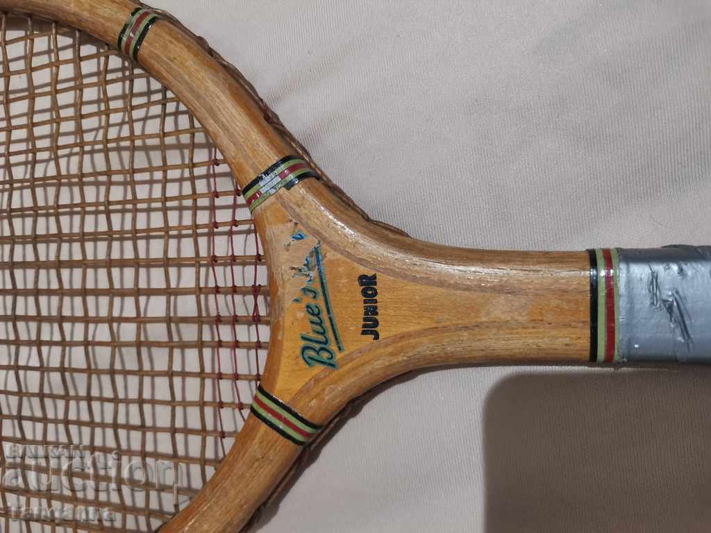 Old tennis racket with price 15.00 BGN | € 7.67 Old tennis racket with price 15.00 BGN | € 7.67
