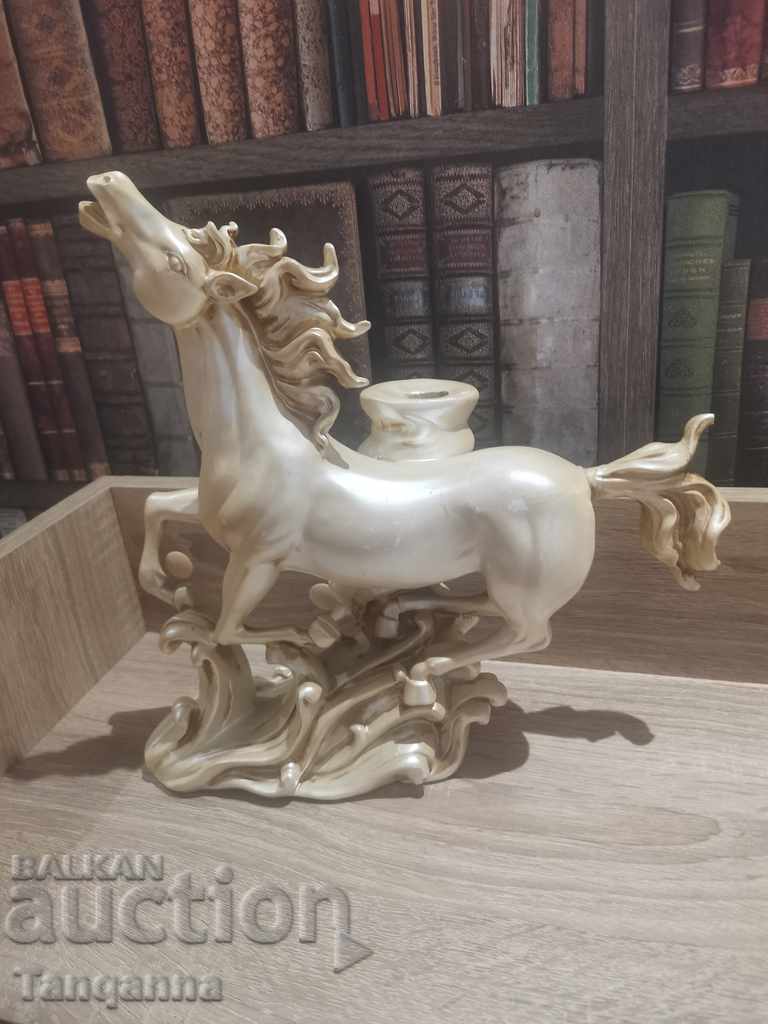 Unique souvenir horse big