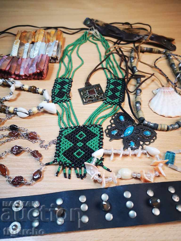 Auction Ladies' jewelery Auction Ladies' jewelery