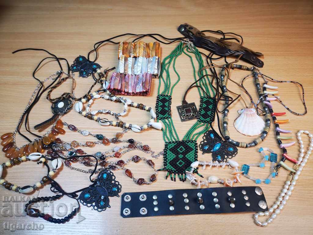 Ladies' jewelery - 6 Ladies' jewelery - 6