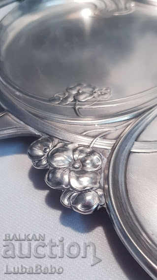 Delivery of Art Nouveau WMF (Wurttemberg Metallwarenfabrik) Delivery of Art Nouveau WMF (Wurttemberg Metallwarenfabrik)