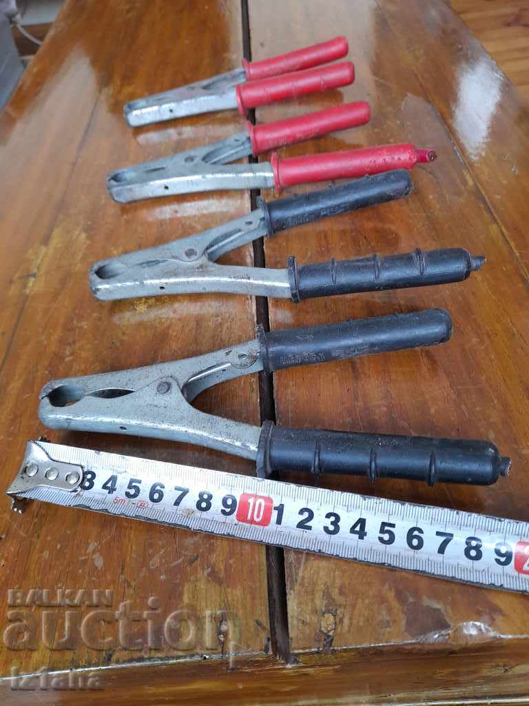 Old power cord terminals with price 30.00 BGN | € 15.34 Old power cord terminals with price 30.00 BGN | € 15.34