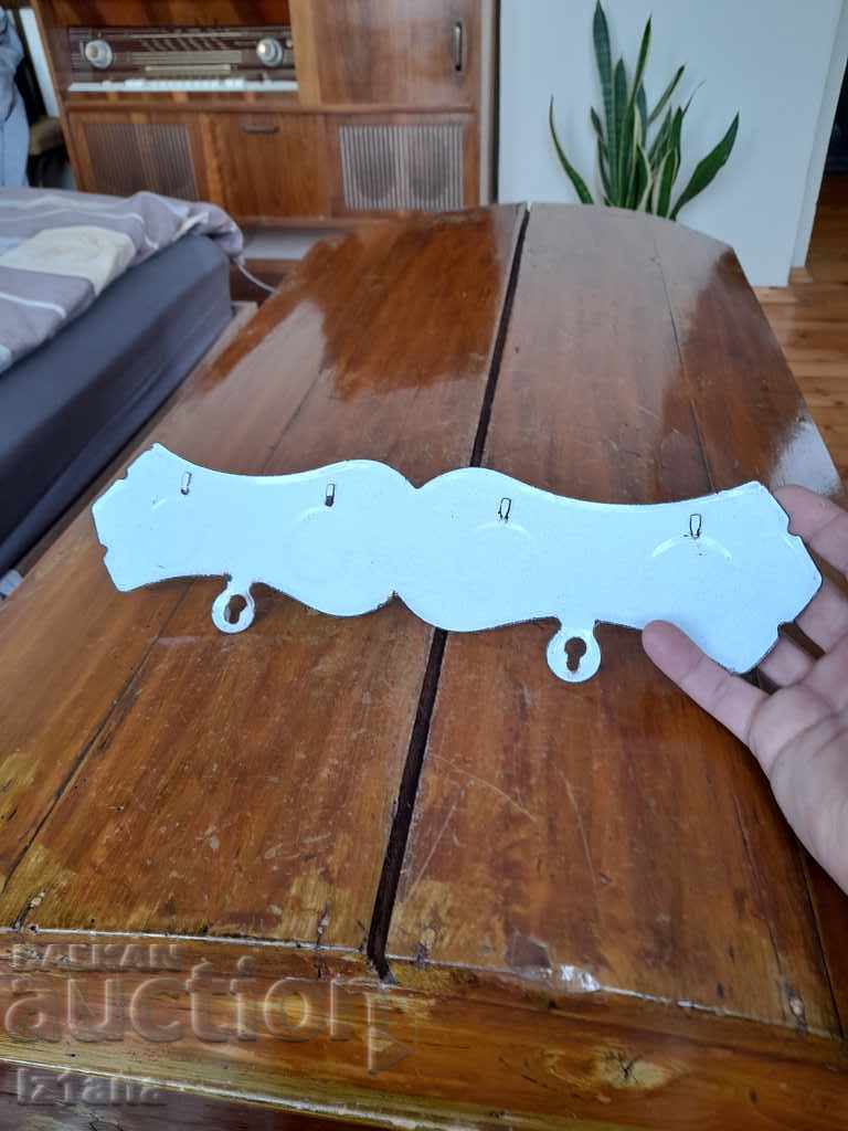 Delivery of Old enamel hanger Delivery of Old enamel hanger