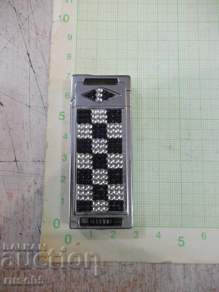 Auction Piezocrystal lighter with jet flame working - 4 Auction Piezocrystal lighter with jet flame working - 4