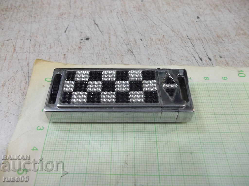 Piezocrystal lighter with jet flame working - 4 - 6 Piezocrystal lighter with jet flame working - 4 - 6