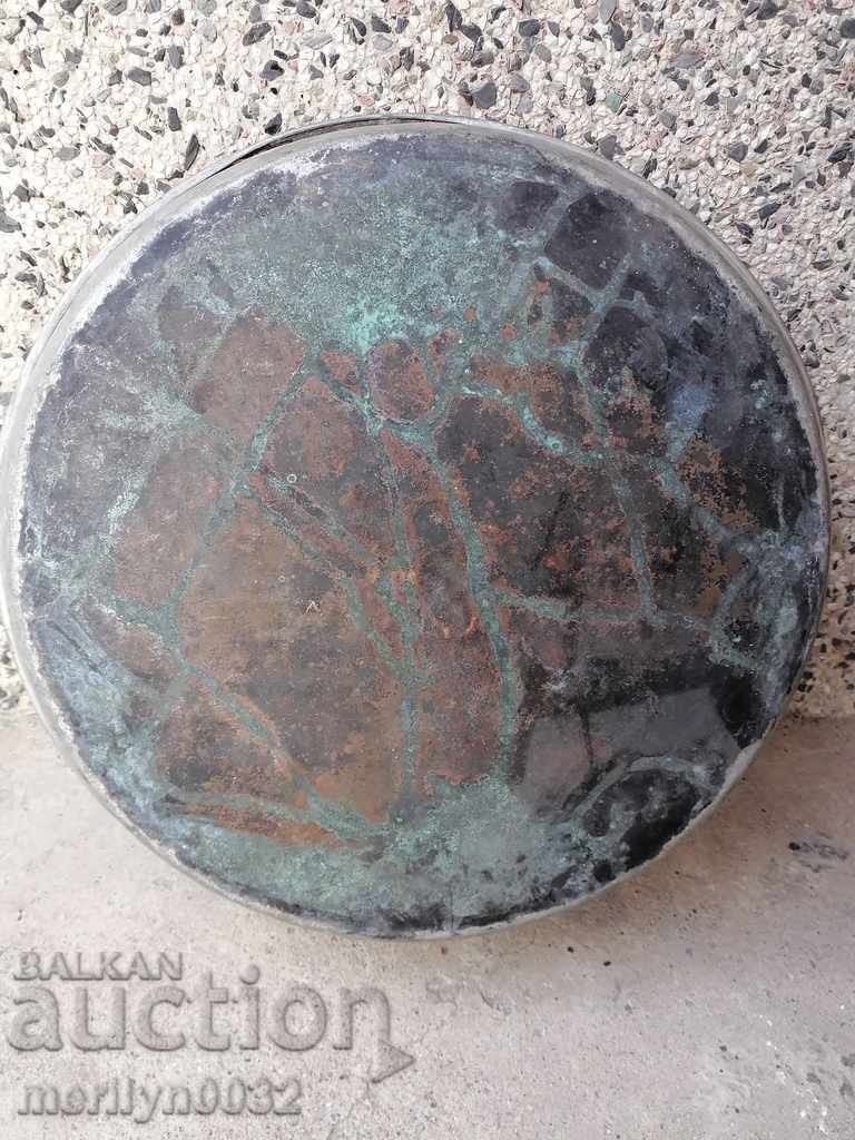 Delivery of Banitsa tray, baker, tray, blue, copper pot Delivery of Banitsa tray, baker, tray, blue, copper pot