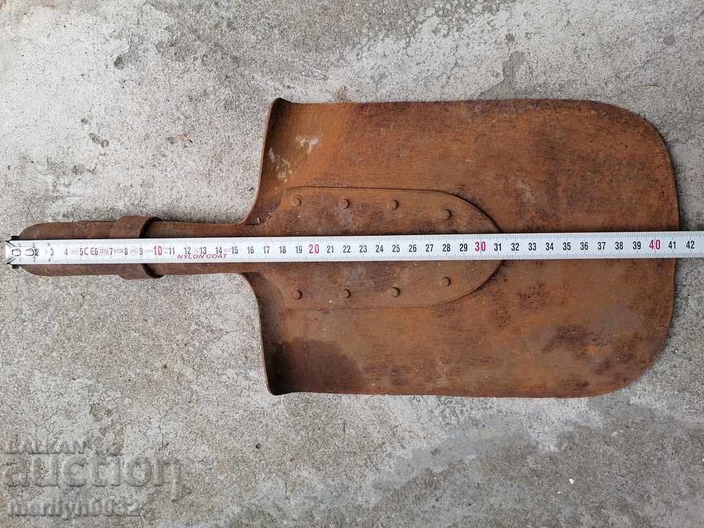 Delivery of Military straight shovel, wrought iron World WW1