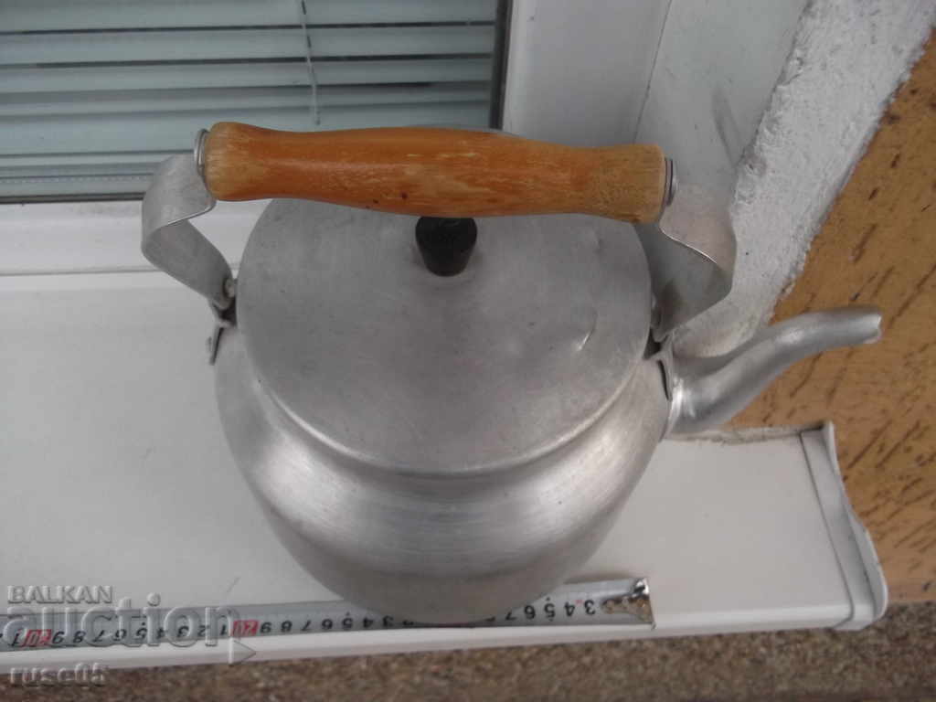 Delivery of Aluminum teapot from the juice Delivery of Aluminum teapot from the juice