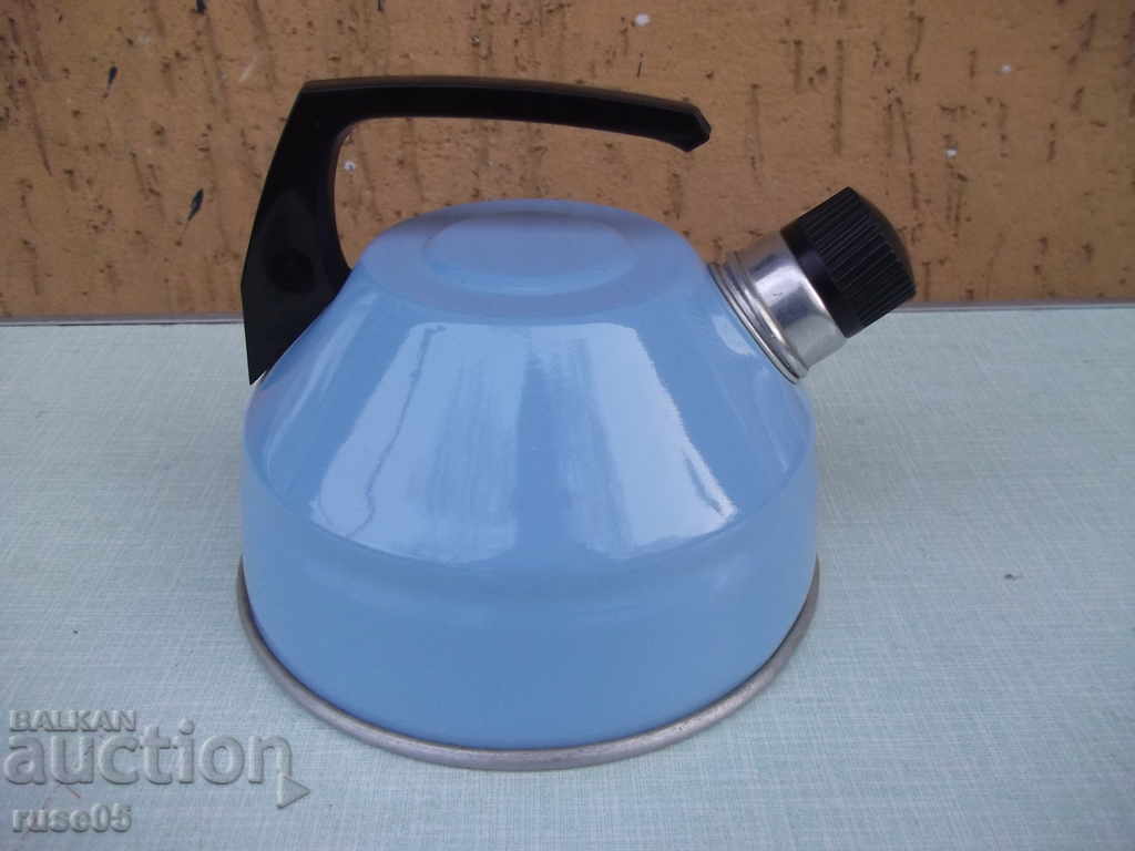 Auction Teapot from the sauce Auction Teapot from the sauce