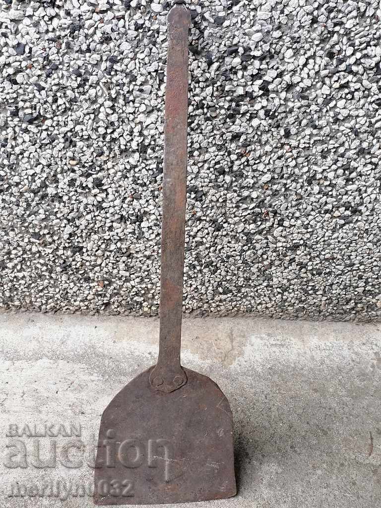 Old forged scabbard, gingerbread, gingerbread, bruises with price 39.00 BGN | € 19.94 Old forged scabbard, gingerbread, gingerbread, bruises with price 39.00 BGN | € 19.94