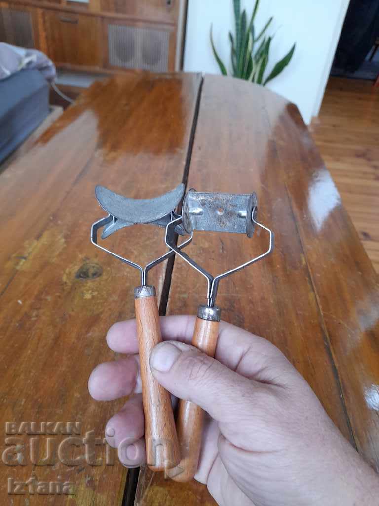 Auction Old forms for sweets Auction Old forms for sweets