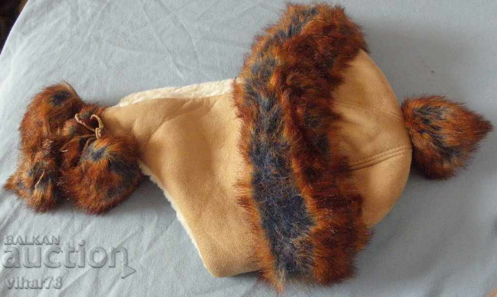 Delivery of Women's Winter Hat