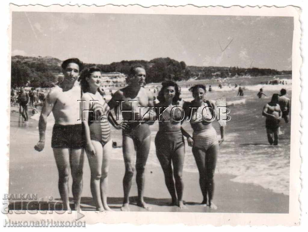 LITTLE OLD BEACH PHOTO A899