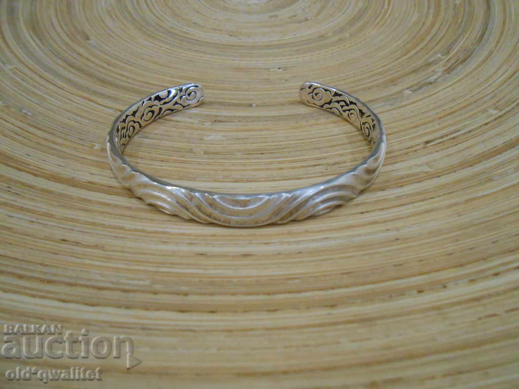 Auction Solid SILVER BRACELET, SILVER 999, Asian stamps Auction Solid SILVER BRACELET, SILVER 999, Asian stamps