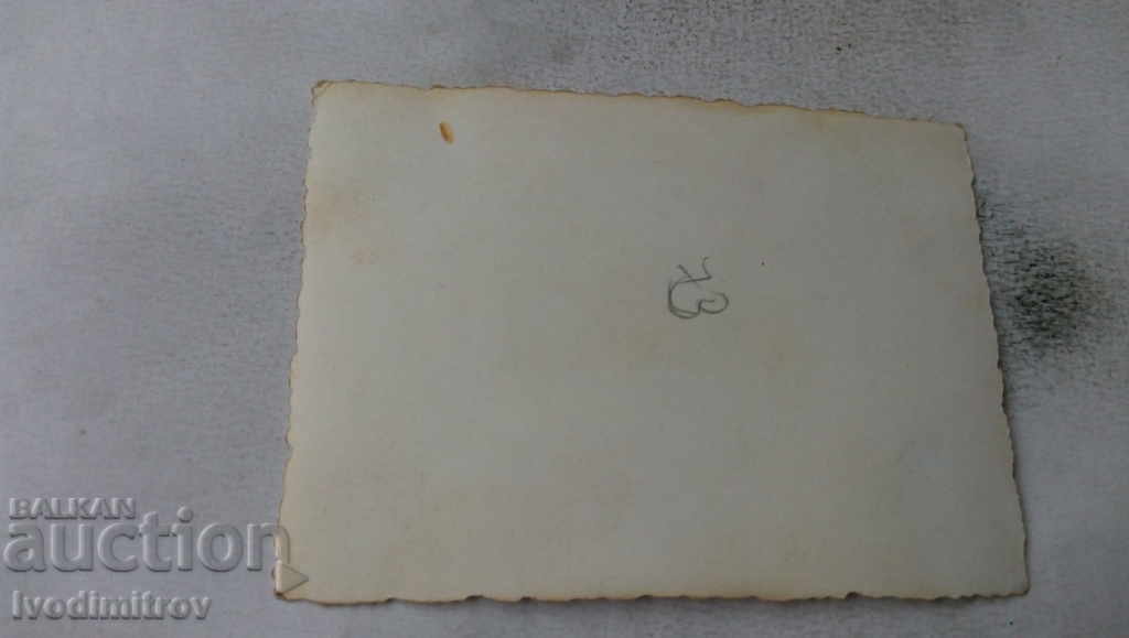 Φωτογραφία με τον γάιδαρο του παππού με τιμή 2.65 BGN | € 1.35