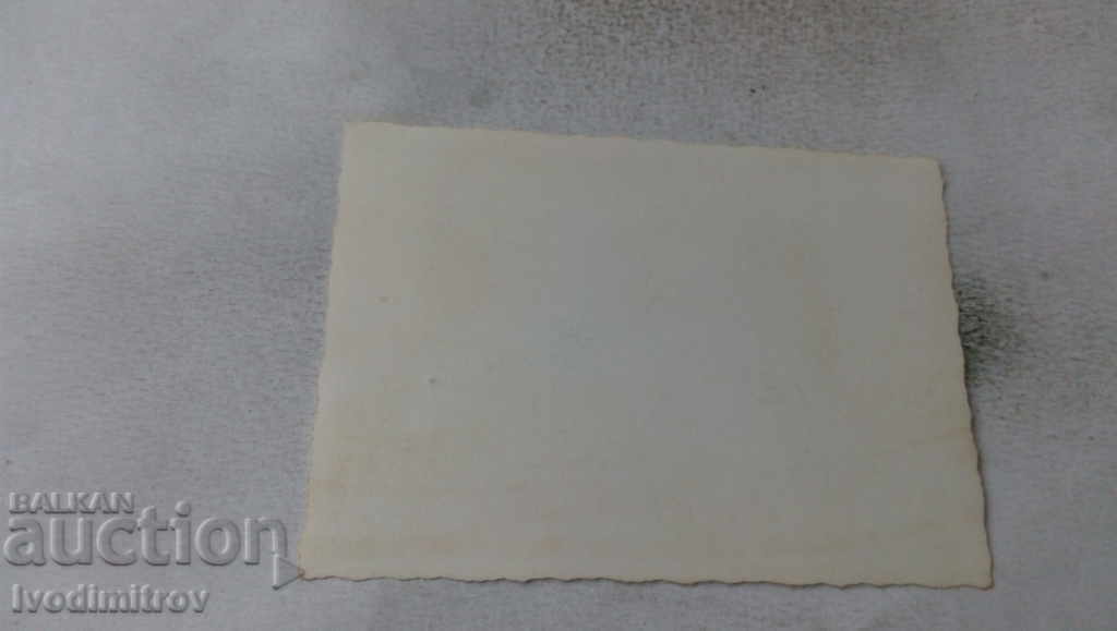 Φωτογραφία Καλύβα δίπλα στο ποτάμι με τιμή 2.45 BGN | € 1.25