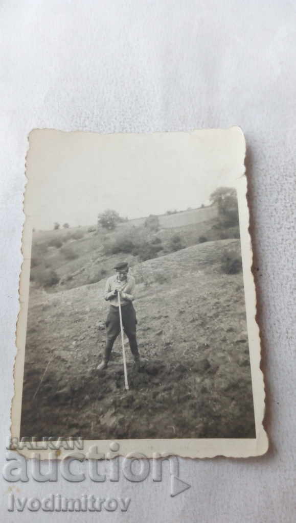 Снимка Ихтиманъ Мъж с мотика 1941