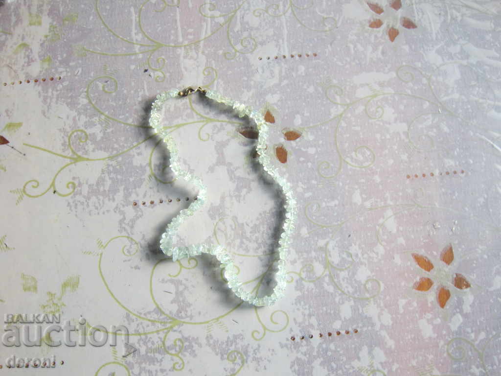 Silver necklace necklace with emeralds with price 20.00 BGN | € 10.23 Silver necklace necklace with emeralds with price 20.00 BGN | € 10.23