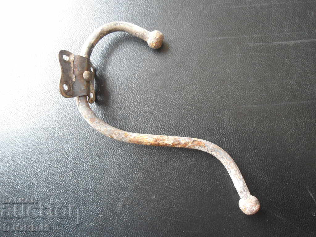 Auction Old metal hanger. Auction Old metal hanger.
