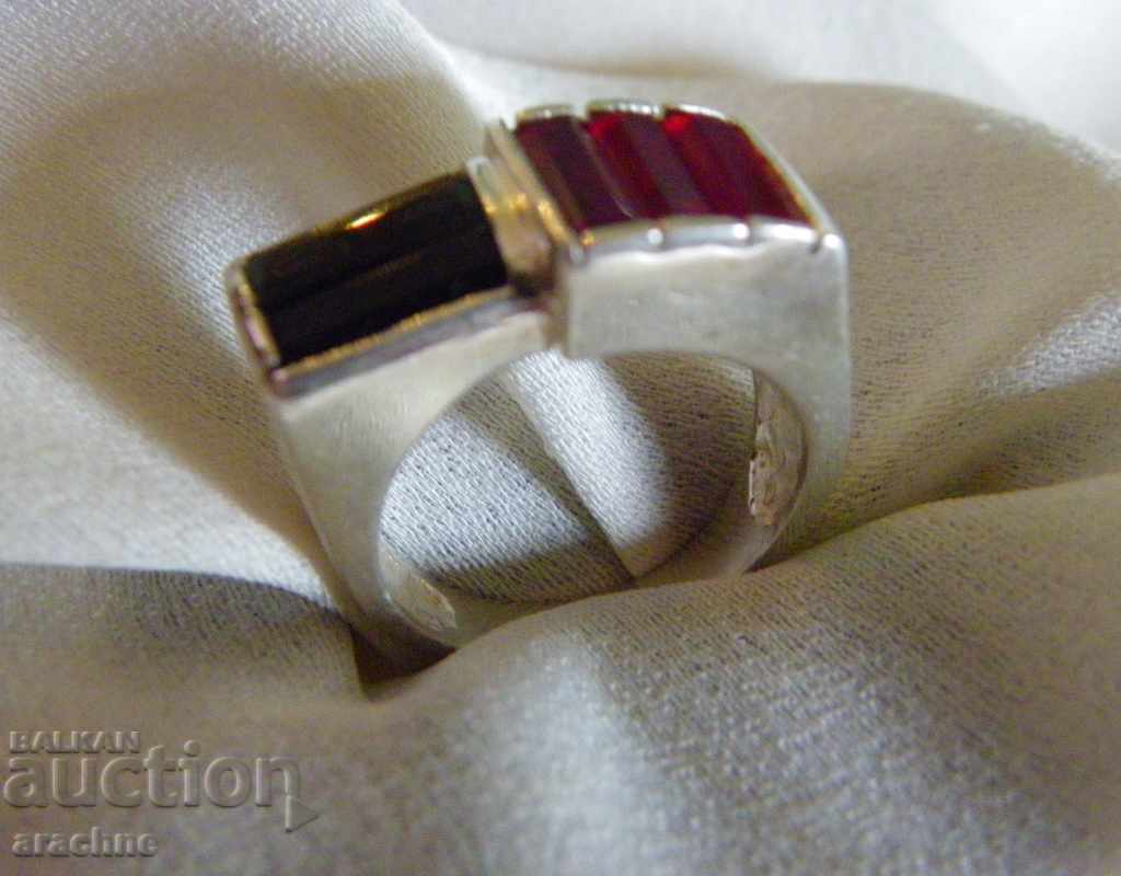 Old Western European silver ring with rubies and sapphires - 7 Old Western European silver ring with rubies and sapphires - 7