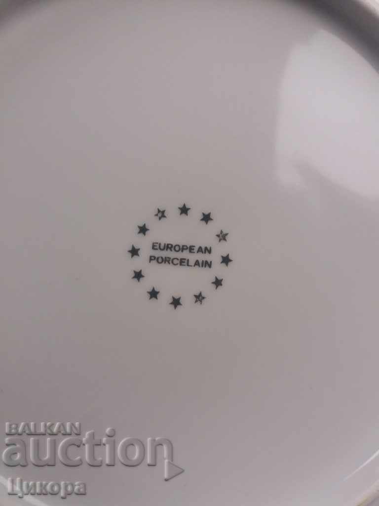 Auction PORCELAIN PLATE SET-6 pcs Auction PORCELAIN PLATE SET-6 pcs