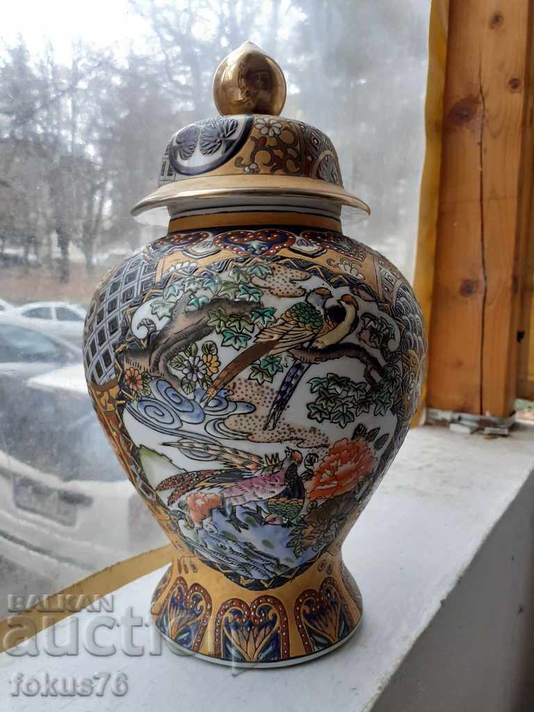 Голяма стара антикварна ваза Сатцума Satsuma рисувана релеф