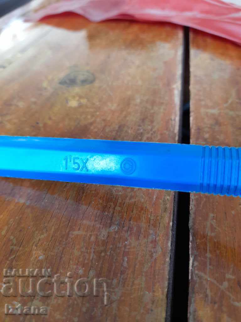 Old magnifying glass - 6 Old magnifying glass - 6