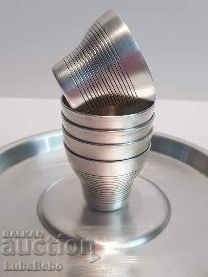 Βαθιά επαργυρωμένα πέντε φλιτζάνια με δίσκο. - 5 Βαθιά επαργυρωμένα πέντε φλιτζάνια με δίσκο. - 5