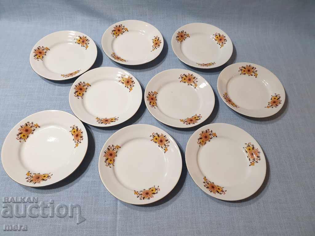 Porcelain plates - 9 pieces - Dyanko Stefanov with price 38.00 BGN | € 19.43