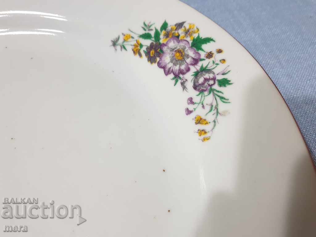 Auction Porcelain round plateau - Dyanko Stefanov Auction Porcelain round plateau - Dyanko Stefanov