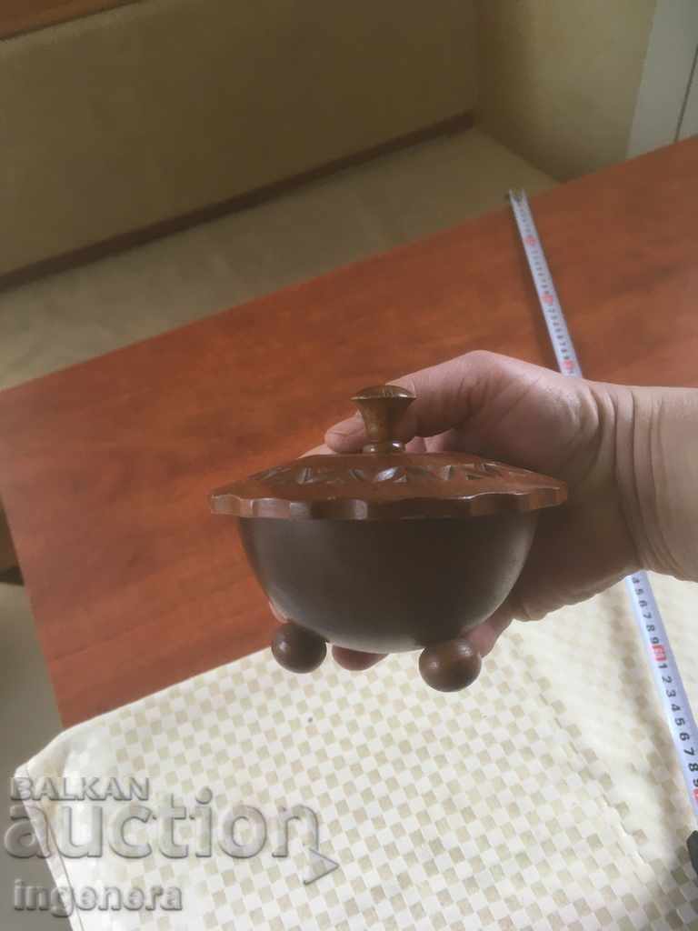 BOX WOOD CARVING BOX FOR NUTS-A with price 17.00 BGN | € 8.69 BOX WOOD CARVING BOX FOR NUTS-A with price 17.00 BGN | € 8.69