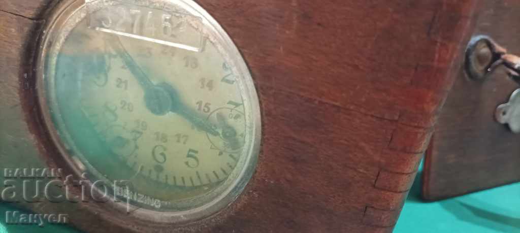 I am selling an old timer for competitions. with price 170.00 BGN | € 86.92 I am selling an old timer for competitions. with price 170.00 BGN | € 86.92