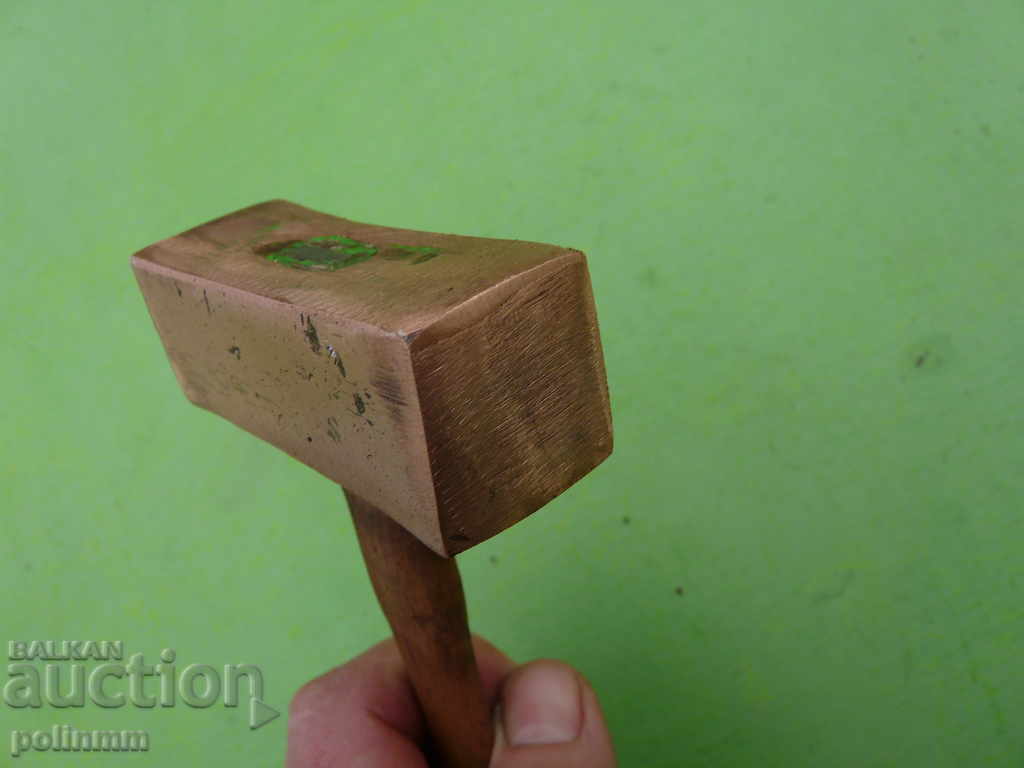 Delivery of Rare copper hammer Delivery of Rare copper hammer