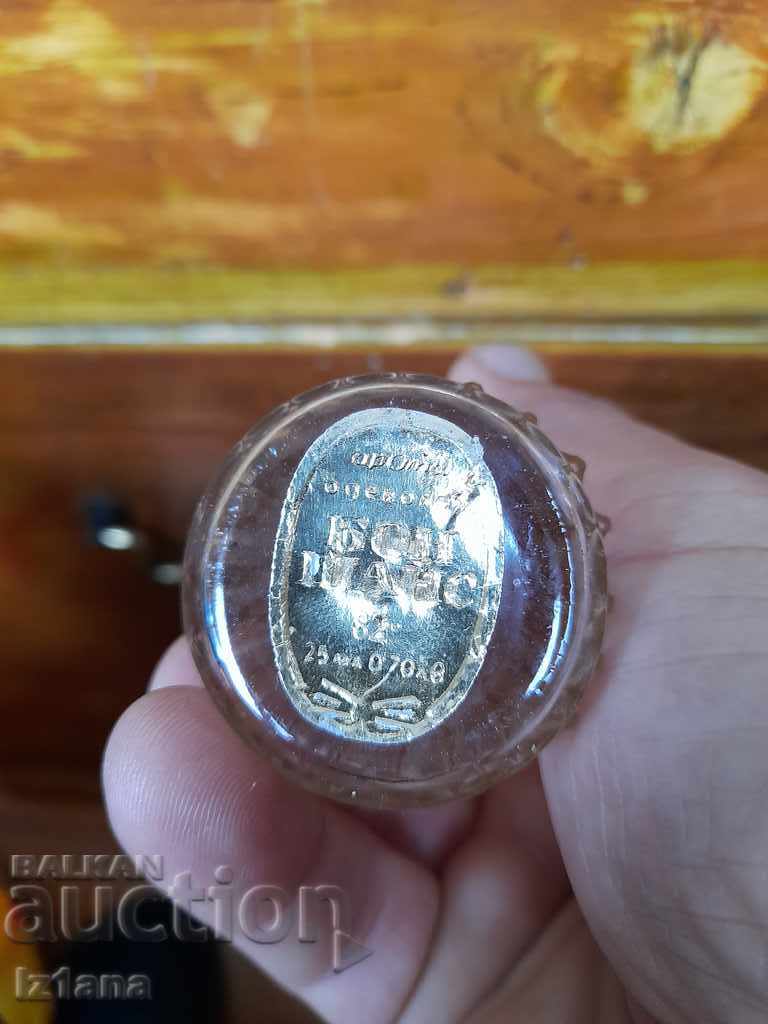 Delivery of Old BON CHANCE perfume