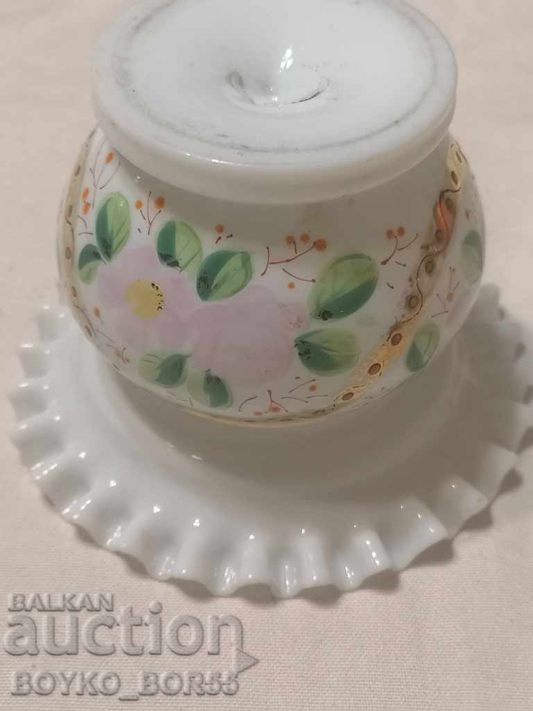 Auction  Ancient 19th Century Vase Cup Court