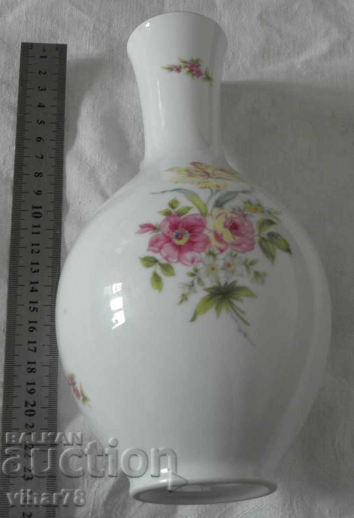 Delivery of ROZENTHAL VASE