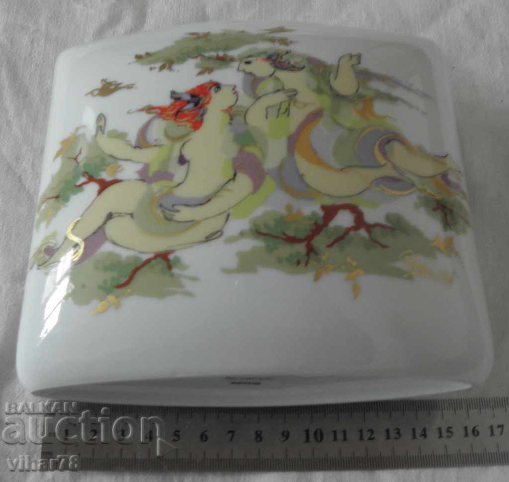 Delivery of ROZENTHAL VASE Delivery of ROZENTHAL VASE