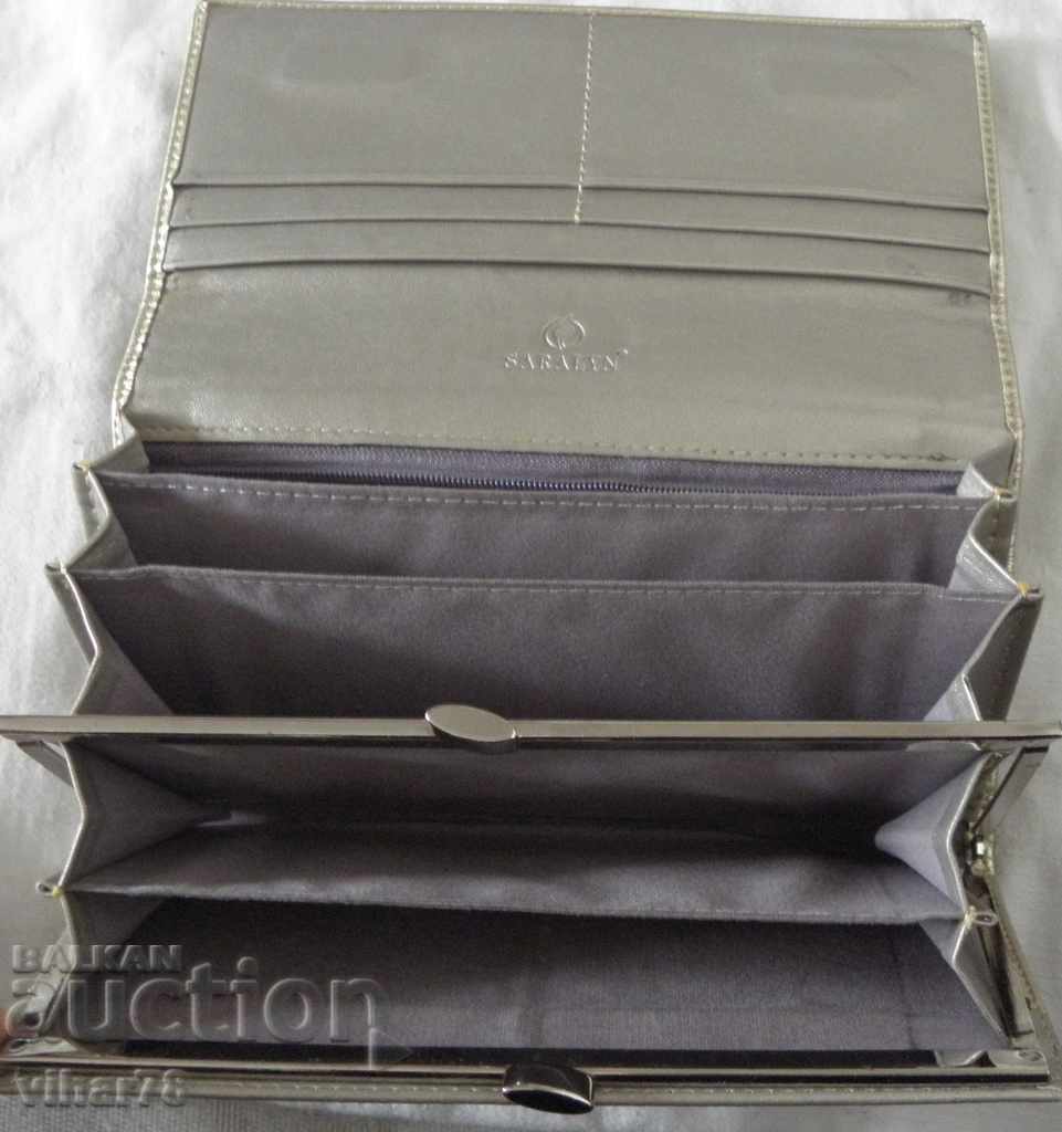 purse with price 29.99 BGN | € 15.33 purse with price 29.99 BGN | € 15.33