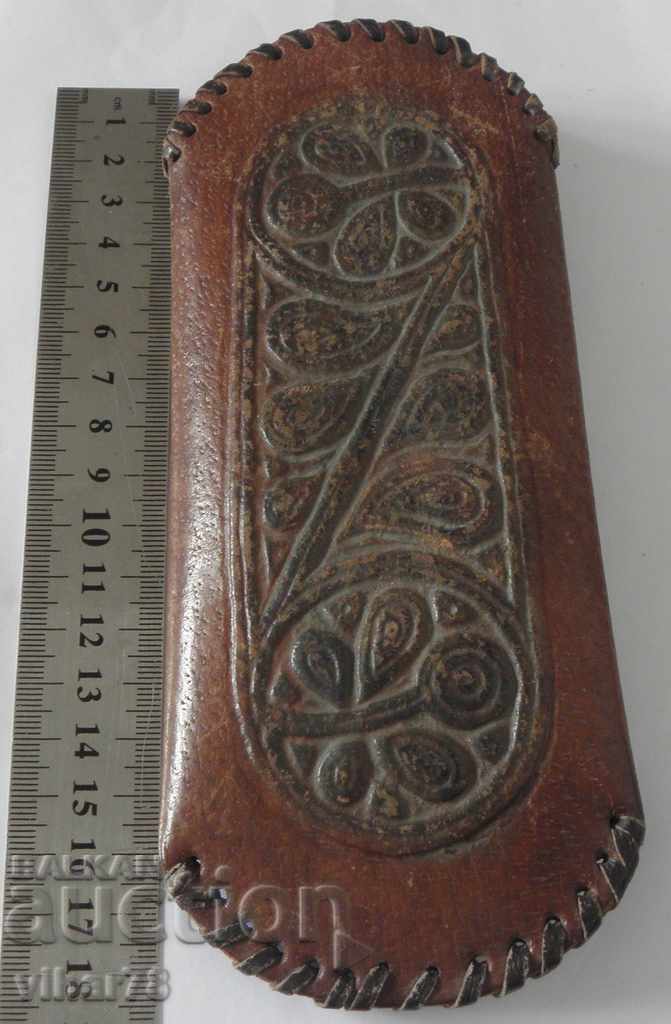 Auction  LEATHER GLASS COVER