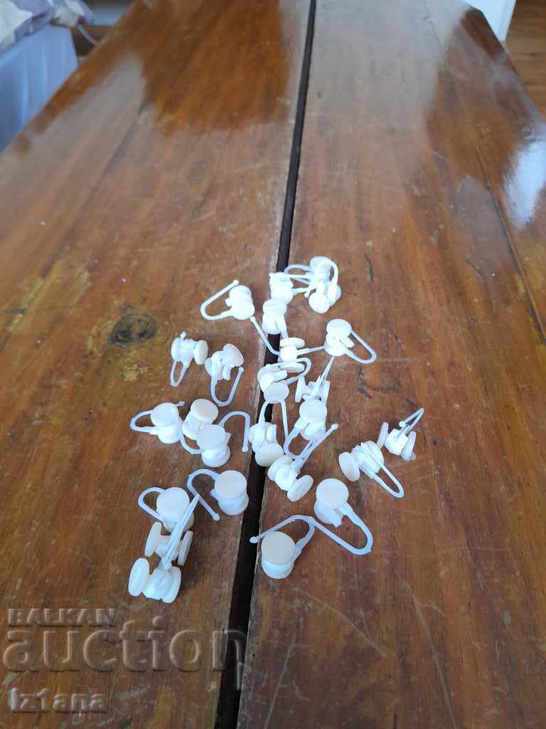 Old hooks, curtain hooks Old hooks, curtain hooks