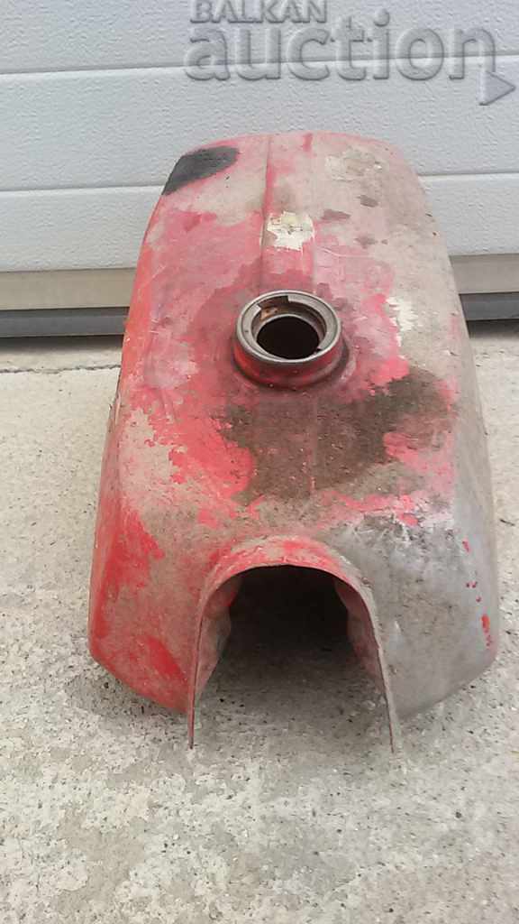 Rezervor de la motorul motocicletei simson moped SIMSON cu preț 55.00 BGN | € 28.12