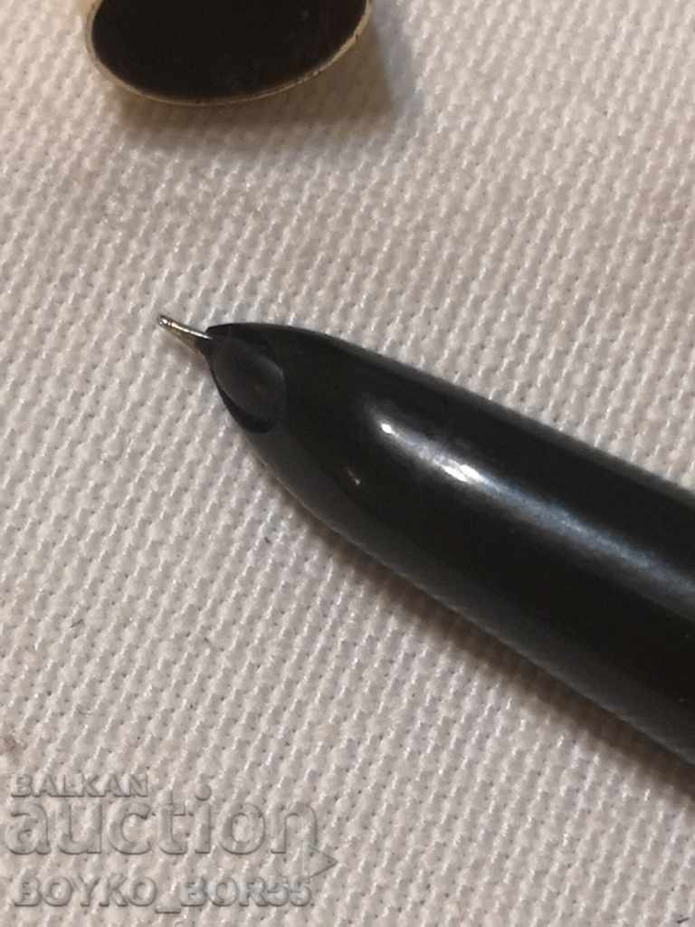 Delivery of Four Antique Pens Delivery of Four Antique Pens