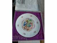 Royal Doulton Valentines Day 1985 Collectible Plate