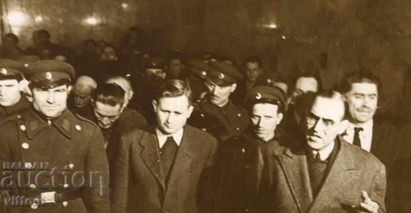 Процес пастори 1949 протестанти евангелисти милиция 2 снимки с цена 25.00 лв. | € 12.78 Процес пастори 1949 протестанти евангелисти милиция 2 снимки с цена 25.00 лв. | € 12.78