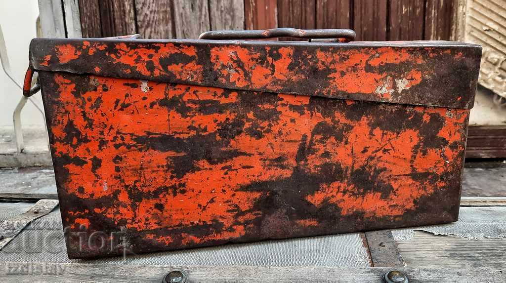Auction Ammunition box Germany Second WW Wehrmacht Auction Ammunition box Germany Second WW Wehrmacht